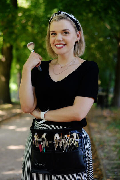 A portrait of Alicja Snakowska, Polish makeup artist from Lugano